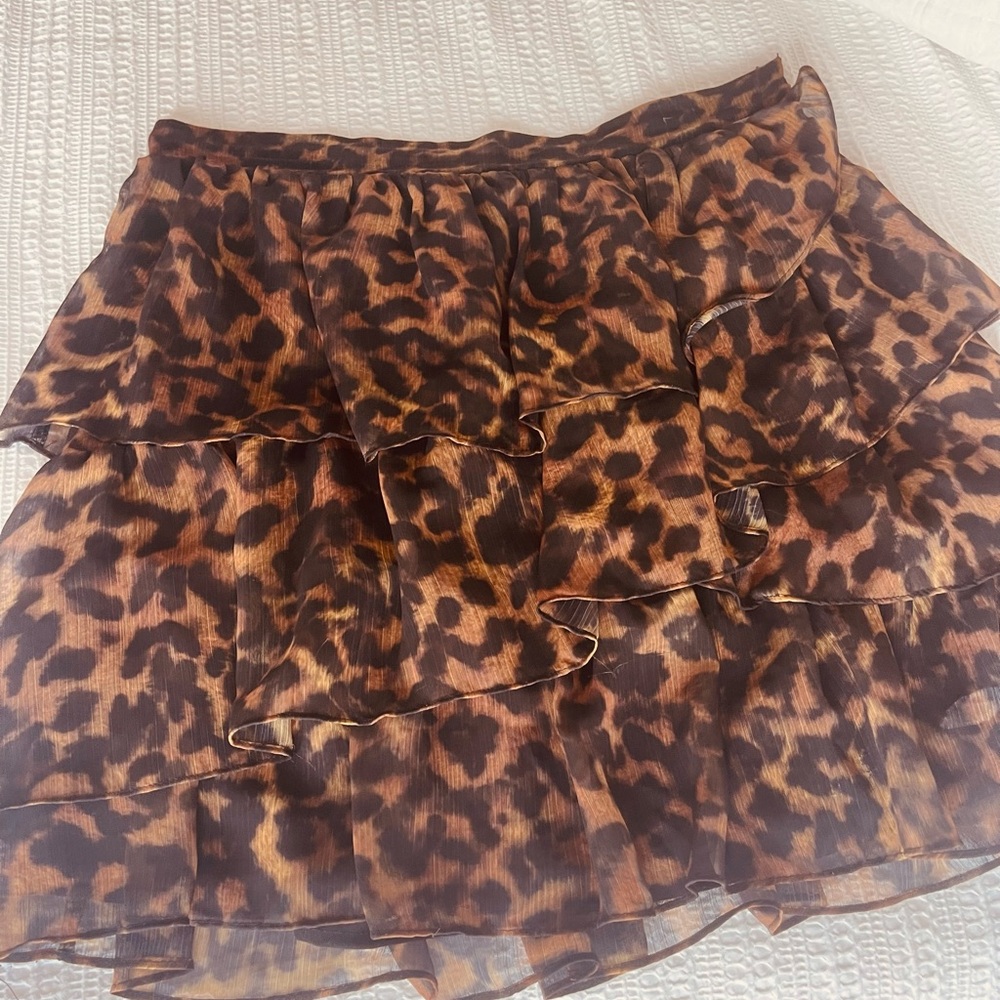 Guess Leopard Print Tiered Skirt - Picture 3 of 7